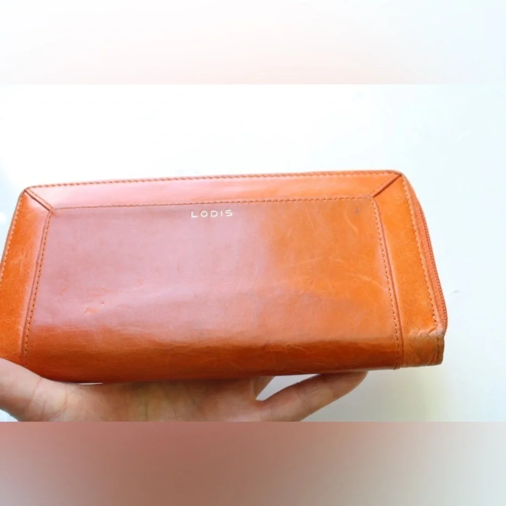 Lodis zip around wallet